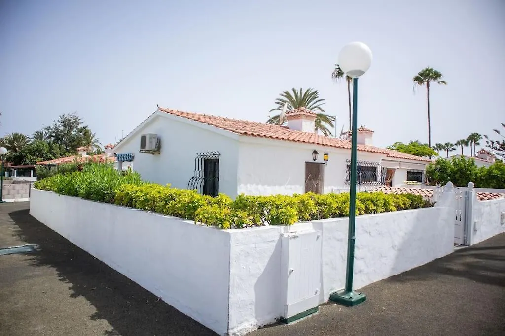 Relax Bungalow Santa Barbara location